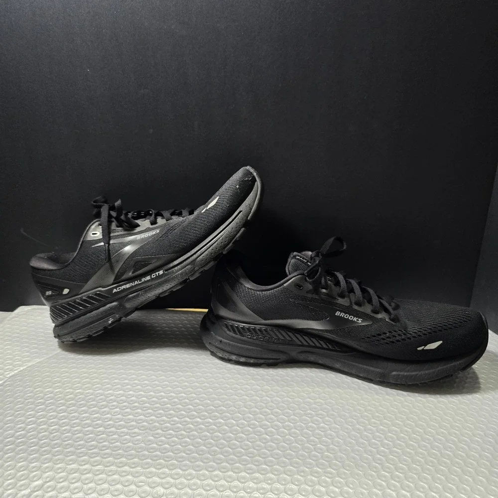 Brooks product pair